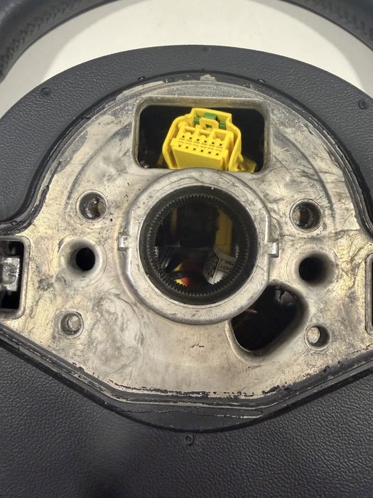 Оригинален мултифункционален волан за Audi