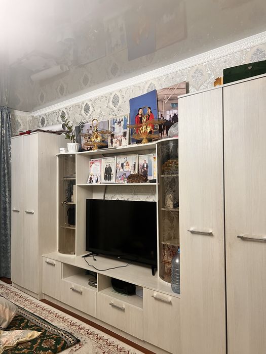 Белый Шкаф для зал