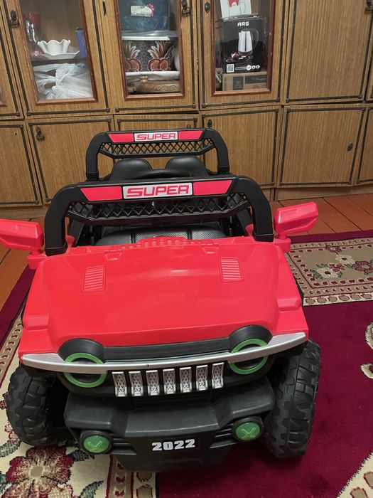 Детская машина НОВАЯ