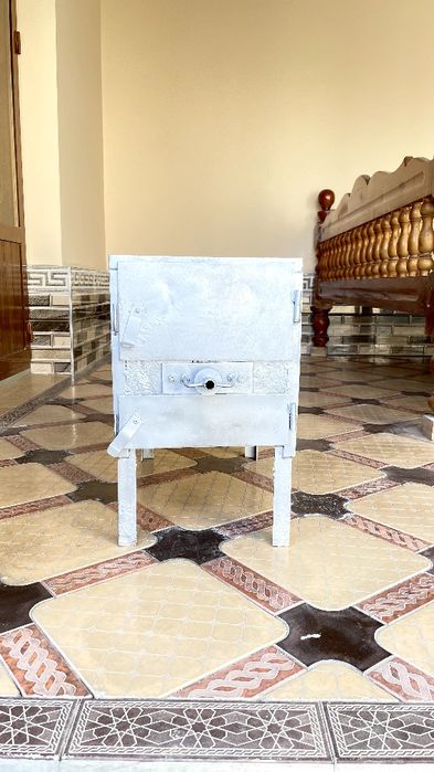 Печка буржуйка сотилади