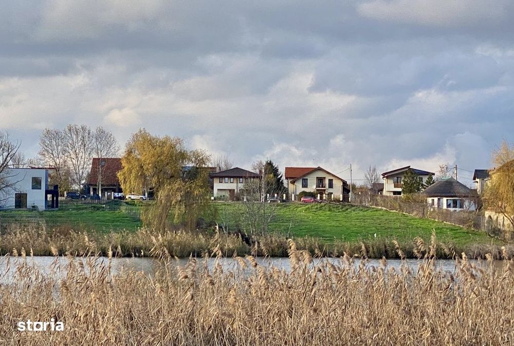 Teren Premium, Vedere partial Panoramica Lac si Padure, Utilitati