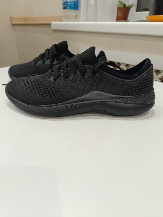 Crocs LiteRide 41-42  размер, оригинал, чёрные