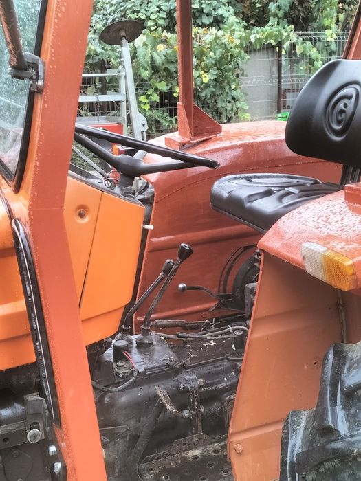 Tractor 445 cu roți tehnologice