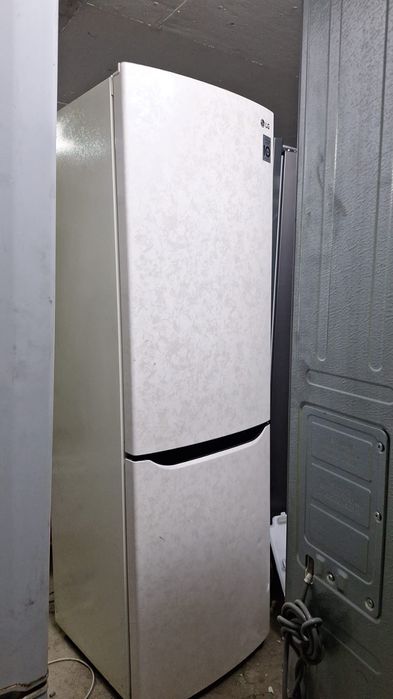 Холодильник рабочи