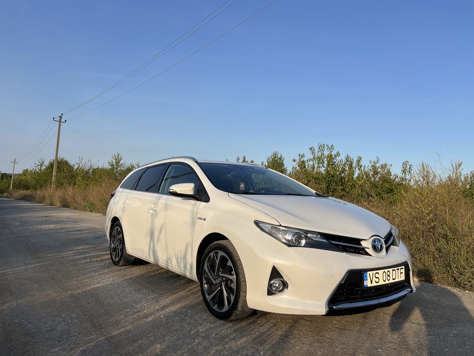 TOYOTA Auris 2014 — imagine 4