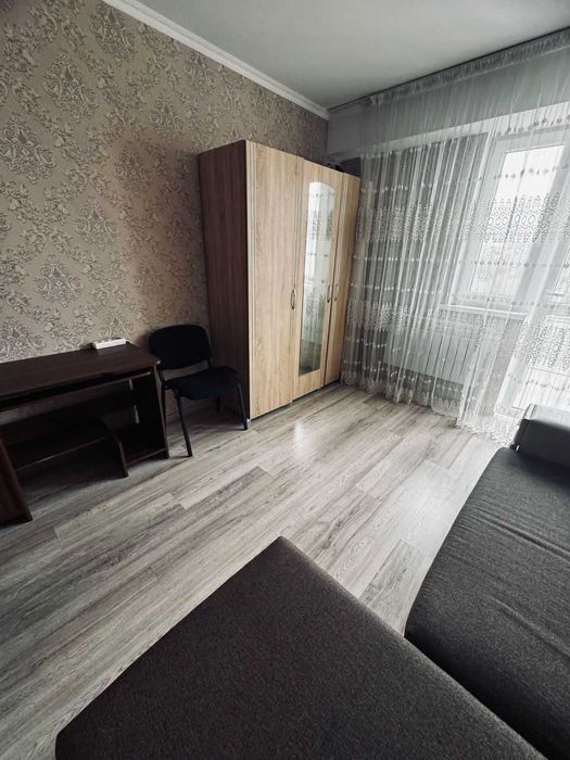 Дава се под наем Двустаен апартамент в София, Полигона - 69 кв.м за 425 € - Снимка #3