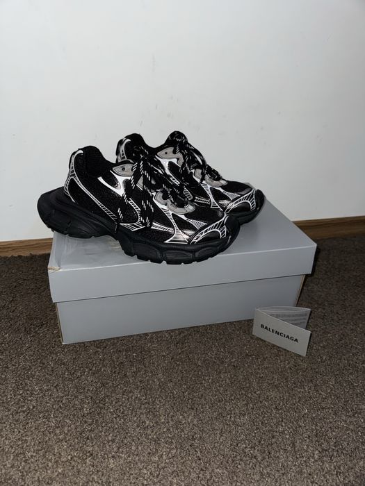 Gucci, balenciaga, louis vuitton, valentino