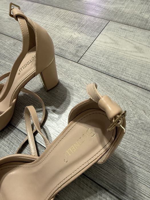 pantofi imitatie de piele