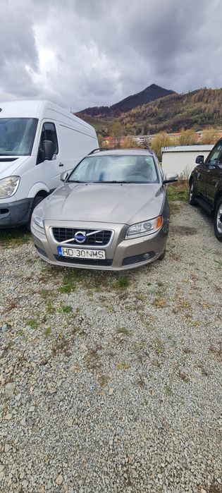 Volvo V70 2010 Rdesign