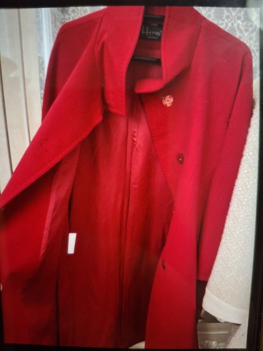 Пальто новое  на сезон