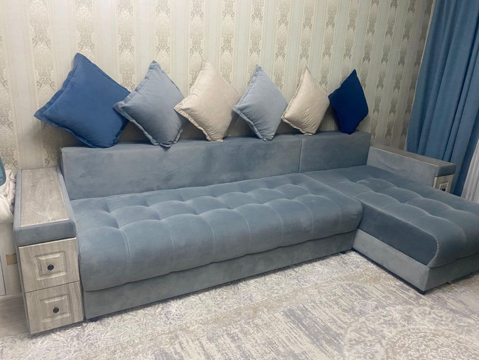 Диван в отличном состоянии