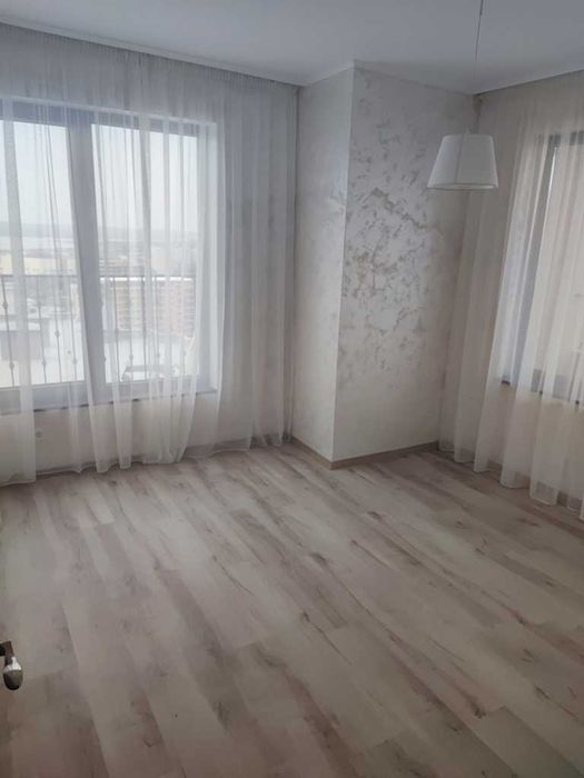 Дава се под наем Тристаен апартамент в Варна, Победа - 100 кв.м за 650 € - Снимка #6