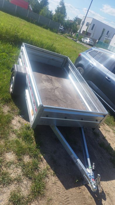 Inchiriez / închirieri remorci / remorca de închiriat/ tractari 24/24