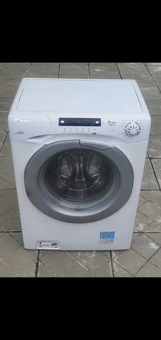 Пералня със сушилня