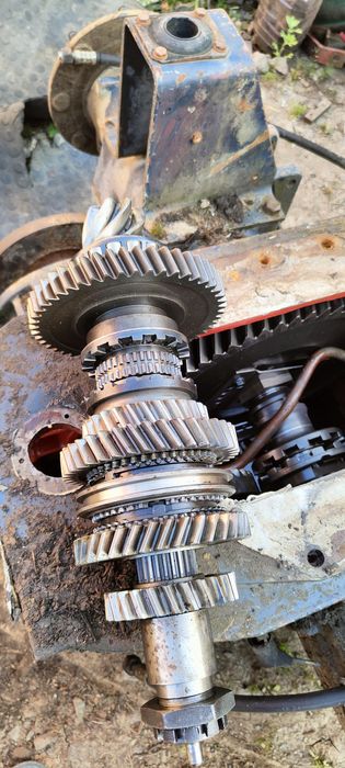 Vand piese steyr 8100,8110,8120,8130