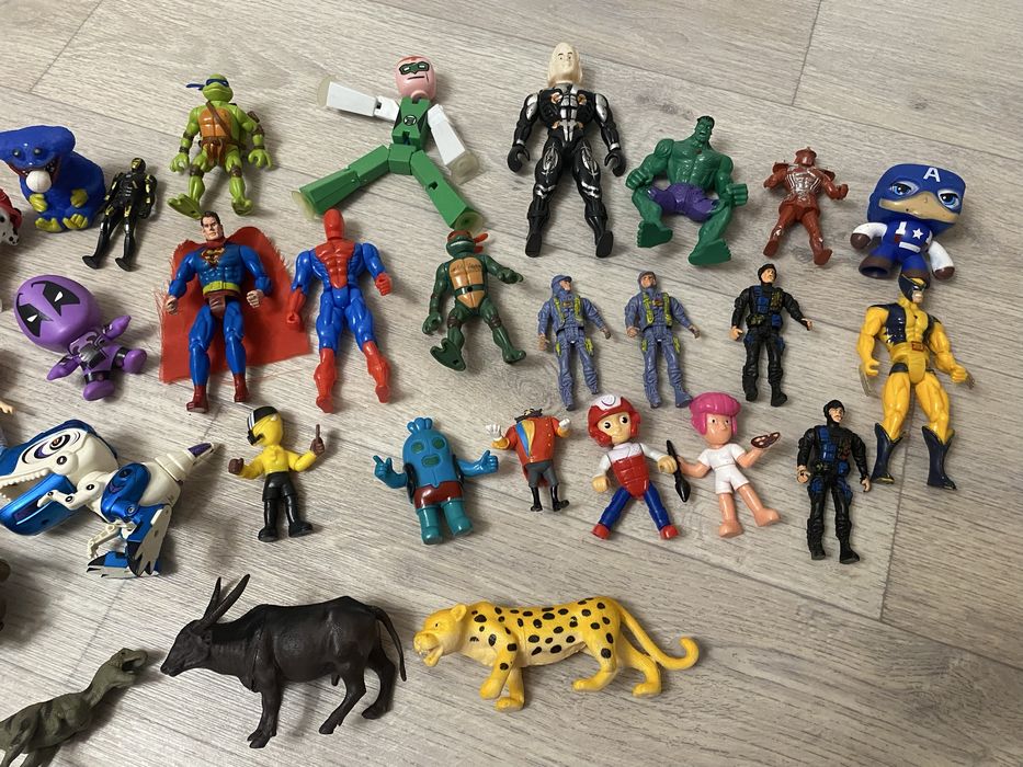 Продам детские игрушки