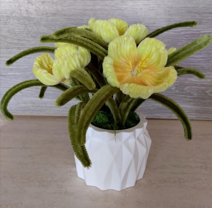 Цветя от телени пръчици