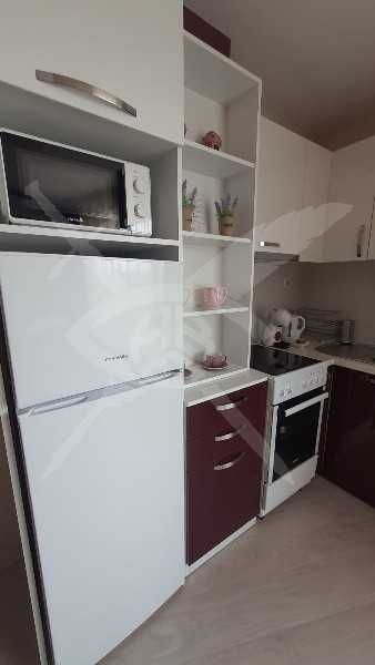 Дава се под наем Двустаен апартамент в Пловдив, Център - 65 кв.м за 598.23 € - Снимка #4