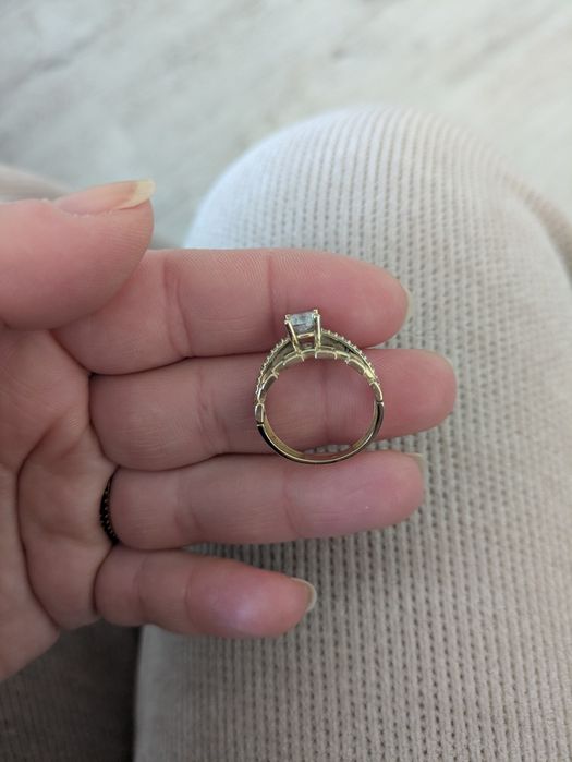 Inel din aur, model nou