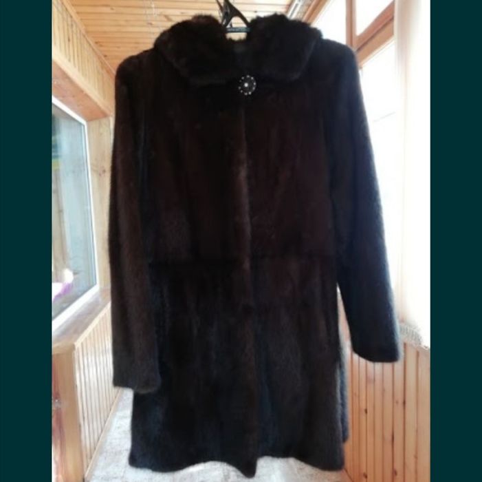 Продам норковую шубу