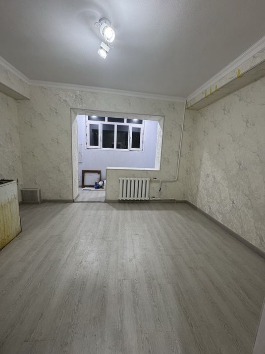 Сотилади янги ремонтли галерейка 1/2/4 Юнусобод 2