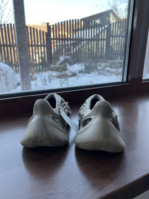 Adidas Yeezy кроссовки новые