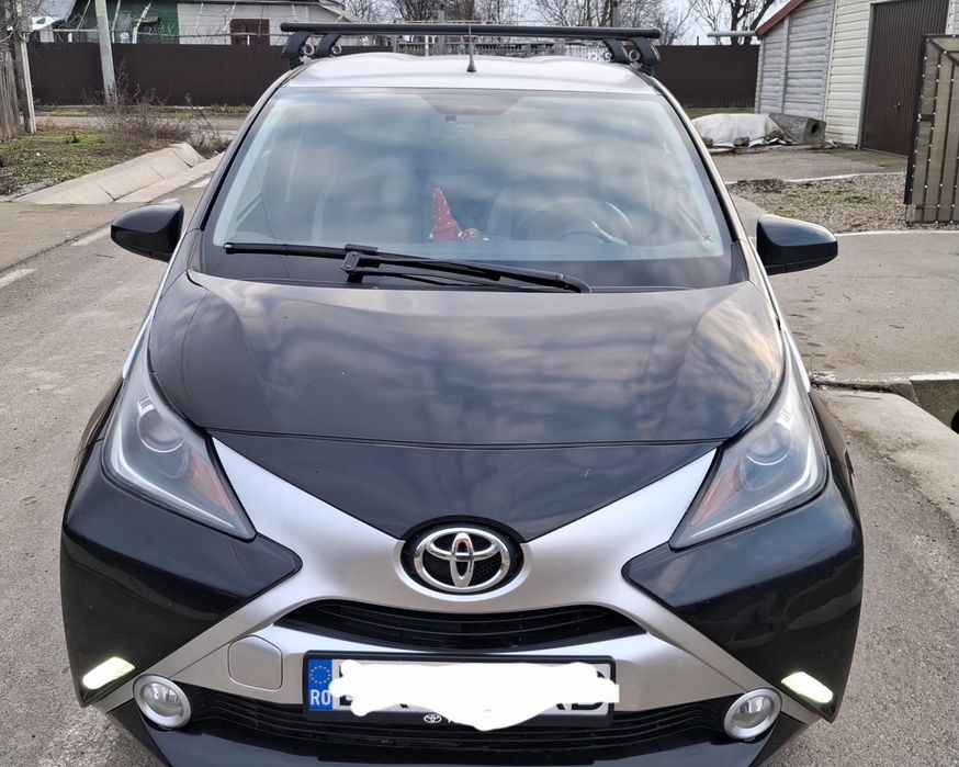 Vând Toyota Aygo
