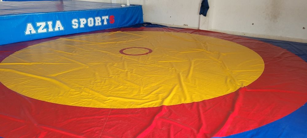 Олимпийский кавёр сотилади.