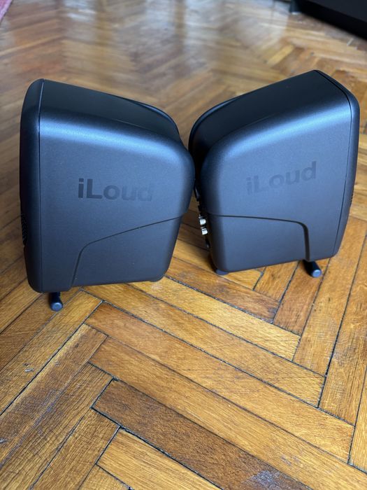 iLoud Micro Monitoare Studio (IK Multimedia)