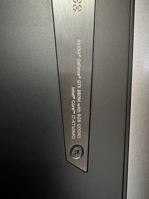 Alienware 17 r4 Ram 32 gb / Nvidia GTX 880m 8 gb