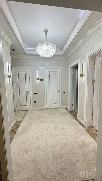 Продается квартира ТТЗ Феруза 3 ком. 100 кв.