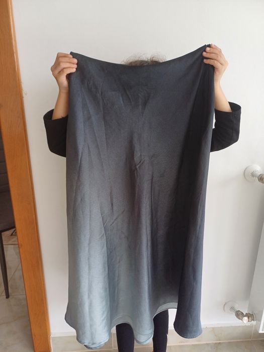 Fustă maxi de femei stare foarte bună din satin