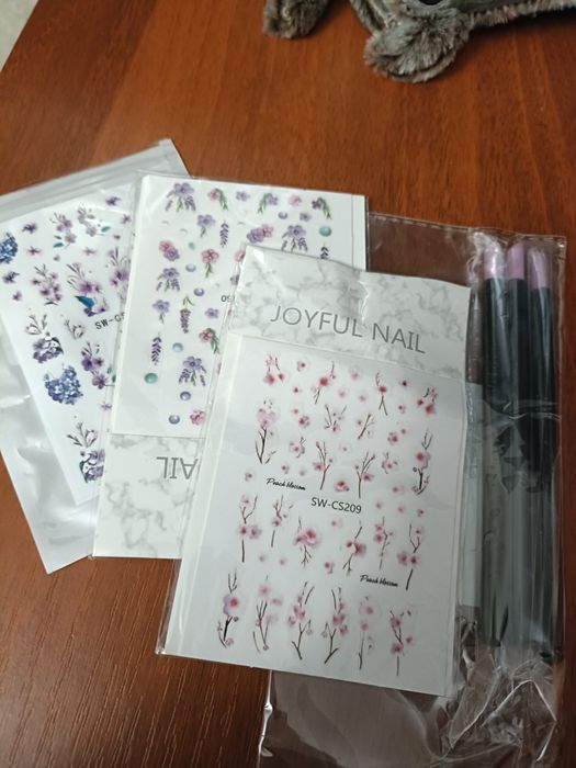 Продам набор для маникюра.