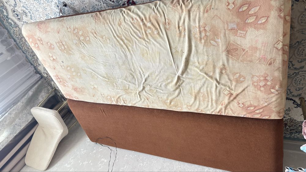 Продается диван-тахта, очень удобная