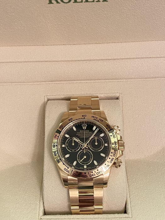 Часовник Rolex Daytona 18K Yellow Gold Black Dial