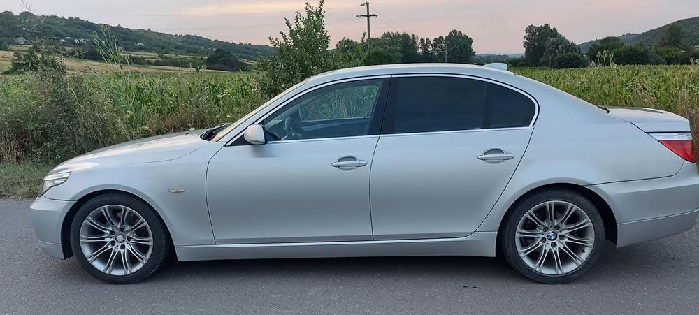 BMW 5 Series 2008 — imagine 4
