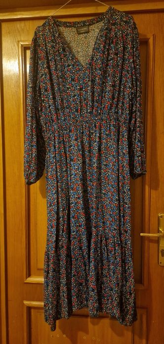 Rochie eleganta inflorata