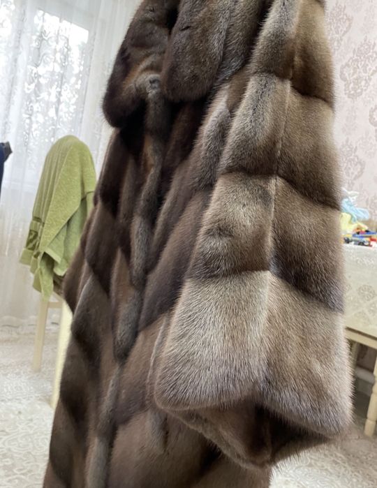 Норковая шуба 300 000 торг