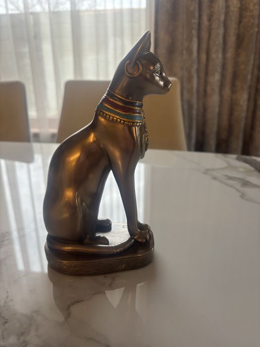 Антикварни статуетки