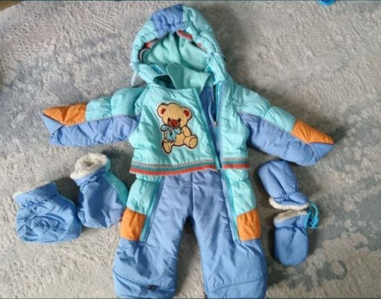 Продам теплый детский комбинезон
