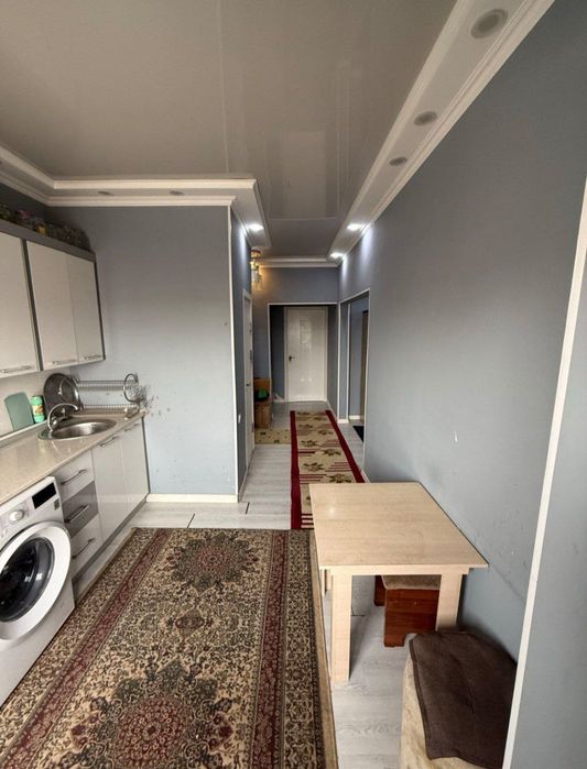 Юнусабад 6 квартал. Продается квартира 2/4/4