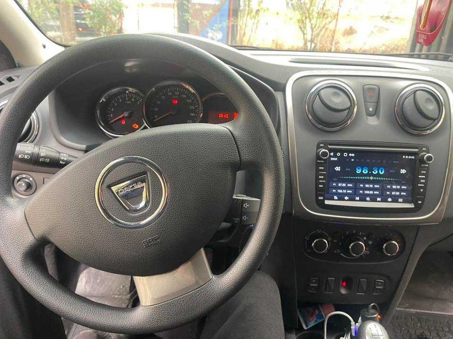 Navigație Android CarPlay Dacia Logan Sandero 2012-2019
