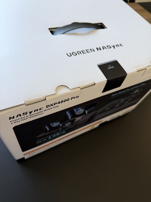 NAS Ugreen Nasync DXP4800 Pro , nou , sigilat !