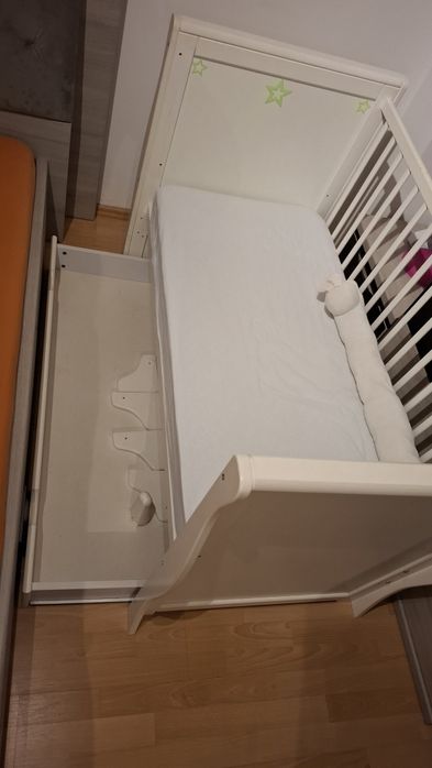 Patut din lemn cu saltea