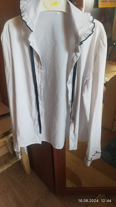 Продам школьные вещи