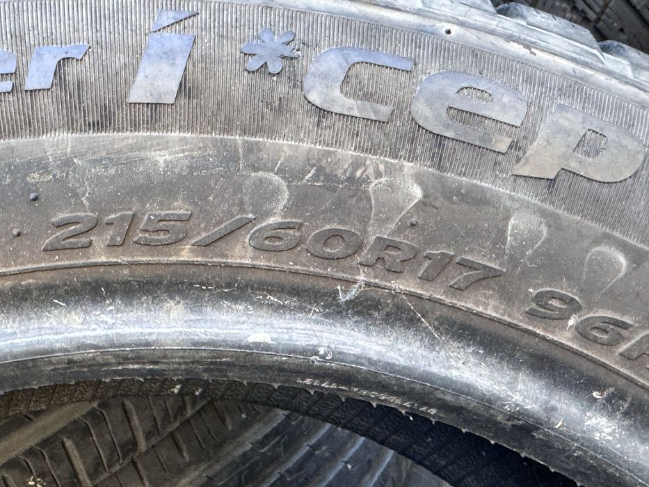 215/60/R17 Hankook Winnter 2бр зимни dot4417