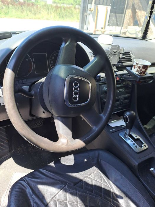 Vând audi a4 b7 automat