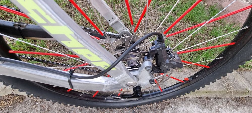 Bicicleta  banshee wildcard 26.5
[25.03, 16:57] *Dav
