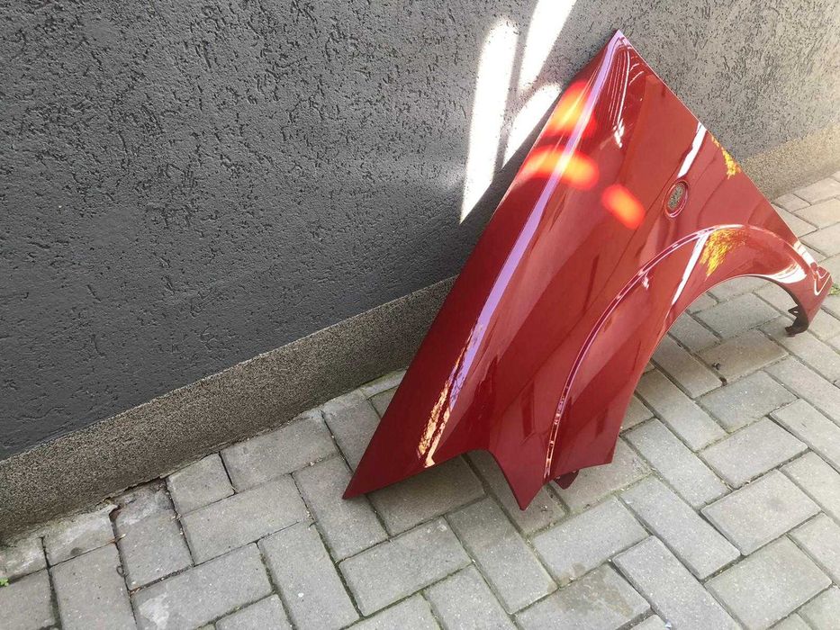Aripa Fata Stanga Citroen C3 An 2002-2010 Vopsita Rosu