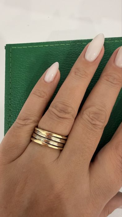 Золотое кольцо Bulgari